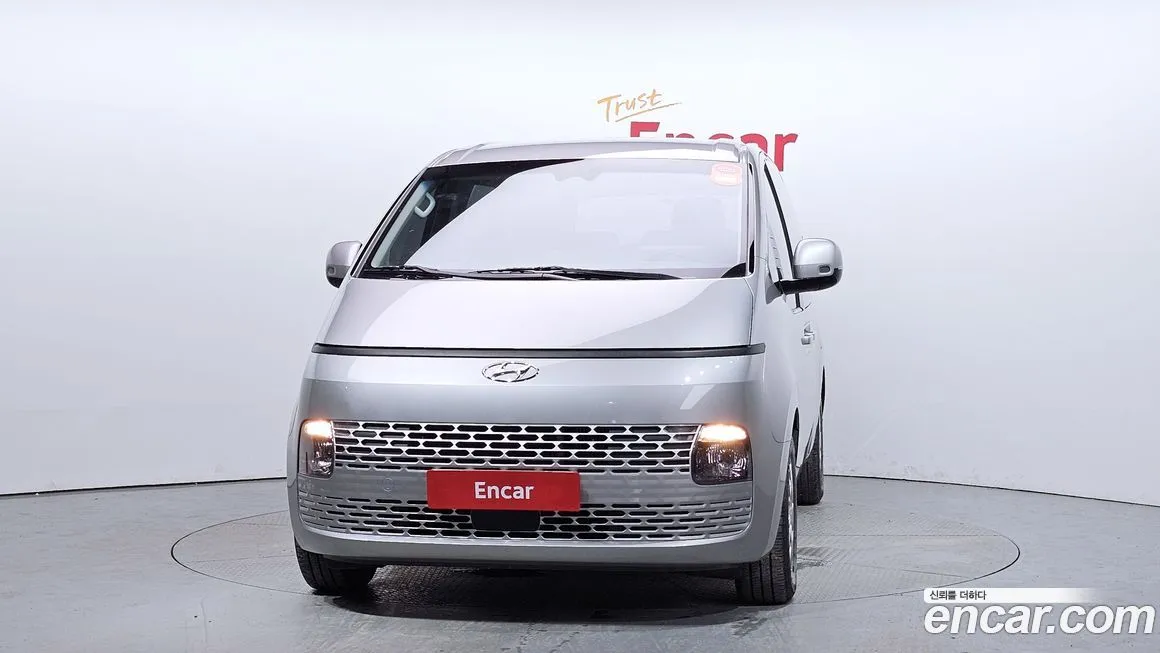 Hyundai Staria 2022 из KR, фото 3