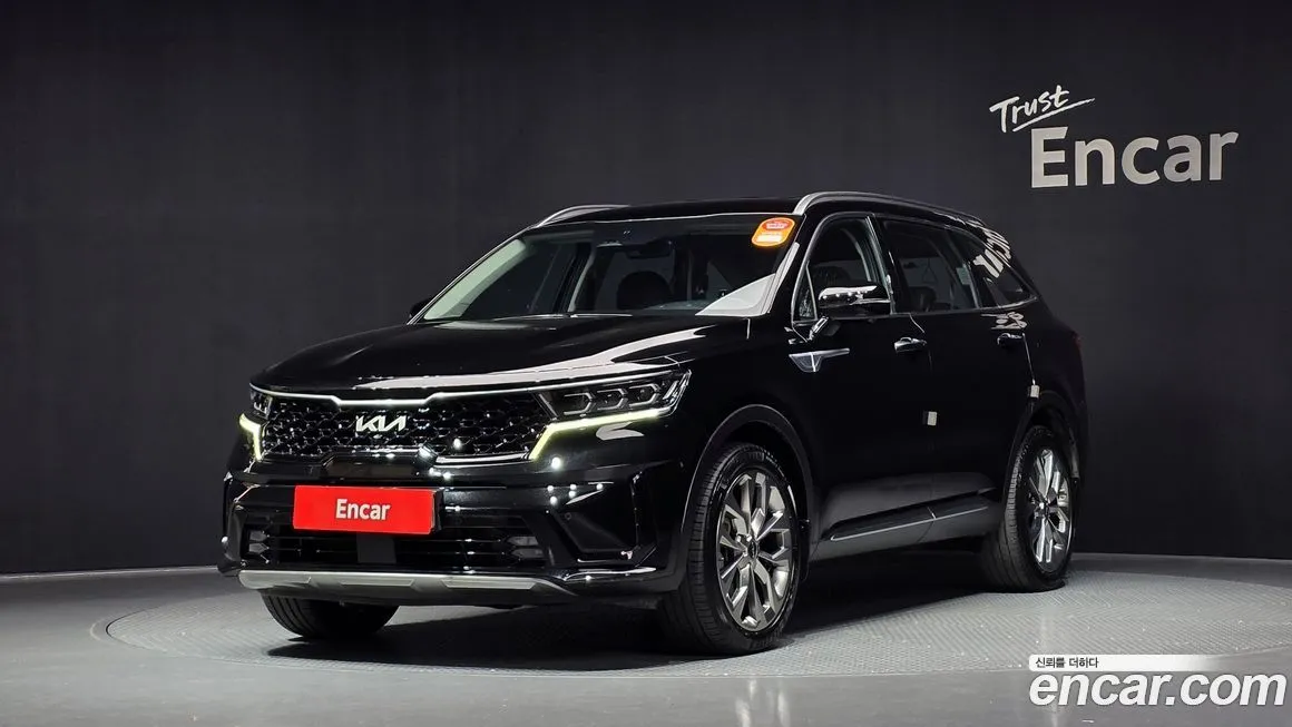 Kia Sorento — фото 1