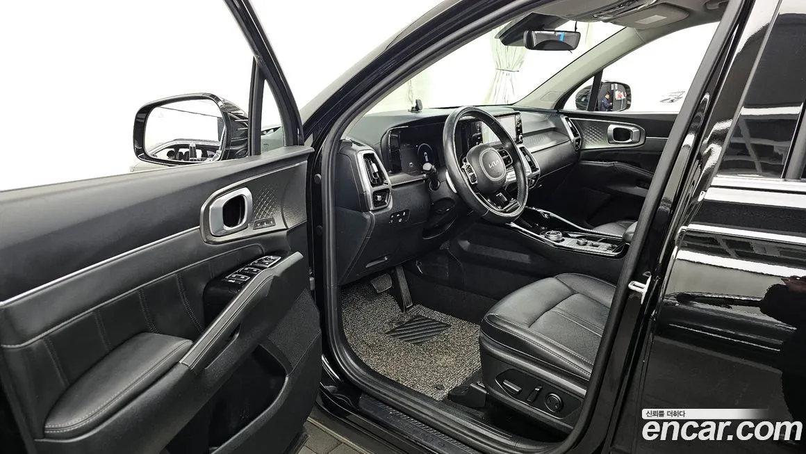 Kia Sorento — фото 10