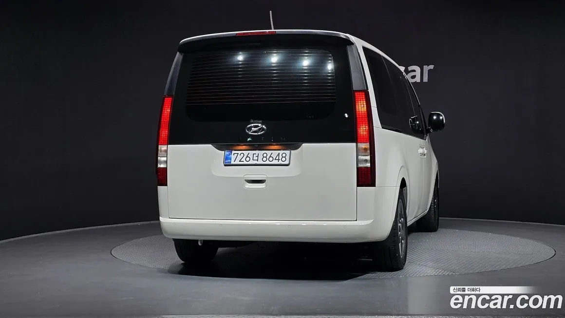 Hyundai Staria — фото 4