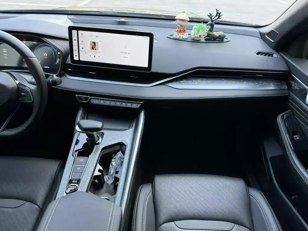 Geely Xingrui 2023 из CN, фото 8