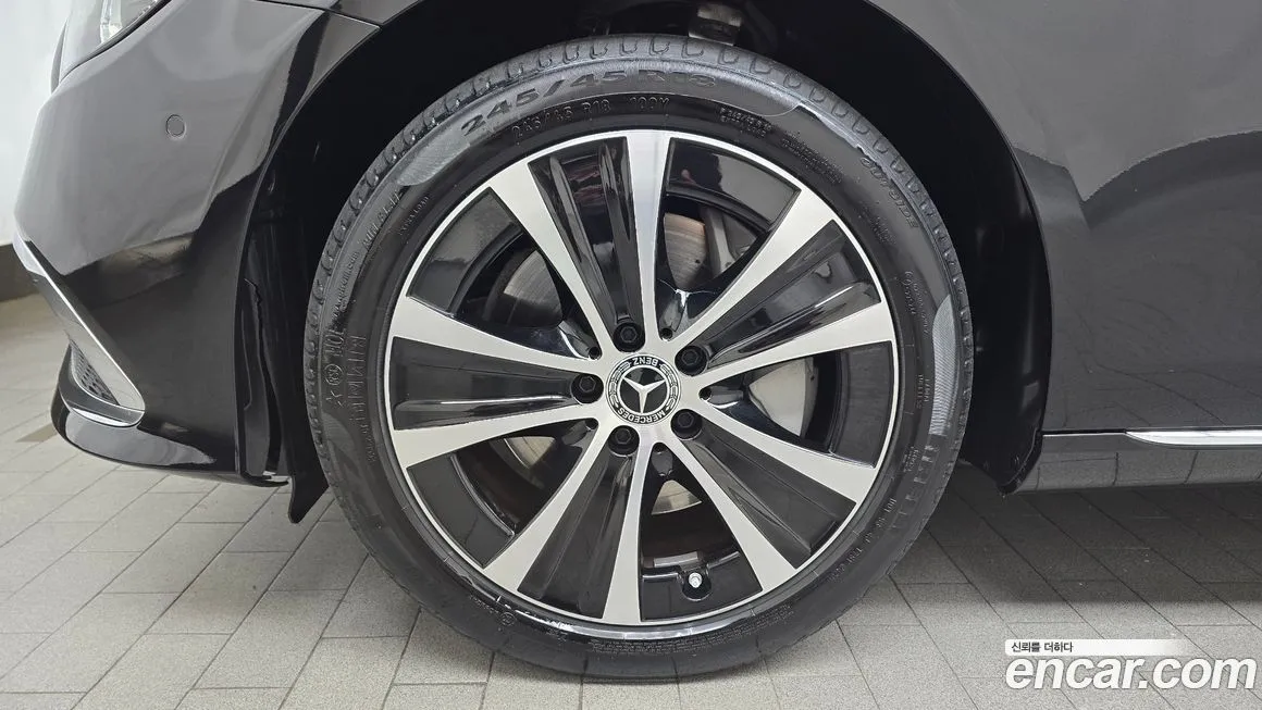 Mercedes-Benz E-Class 2021 из KR, фото 5