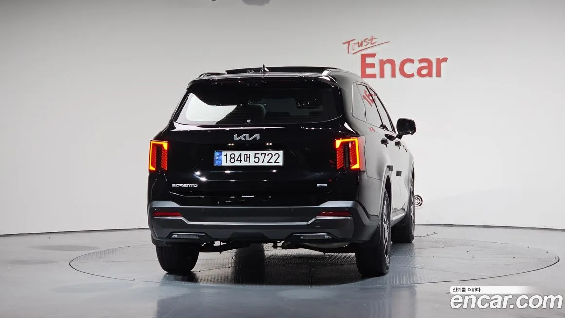 Kia Sorento — фото 4