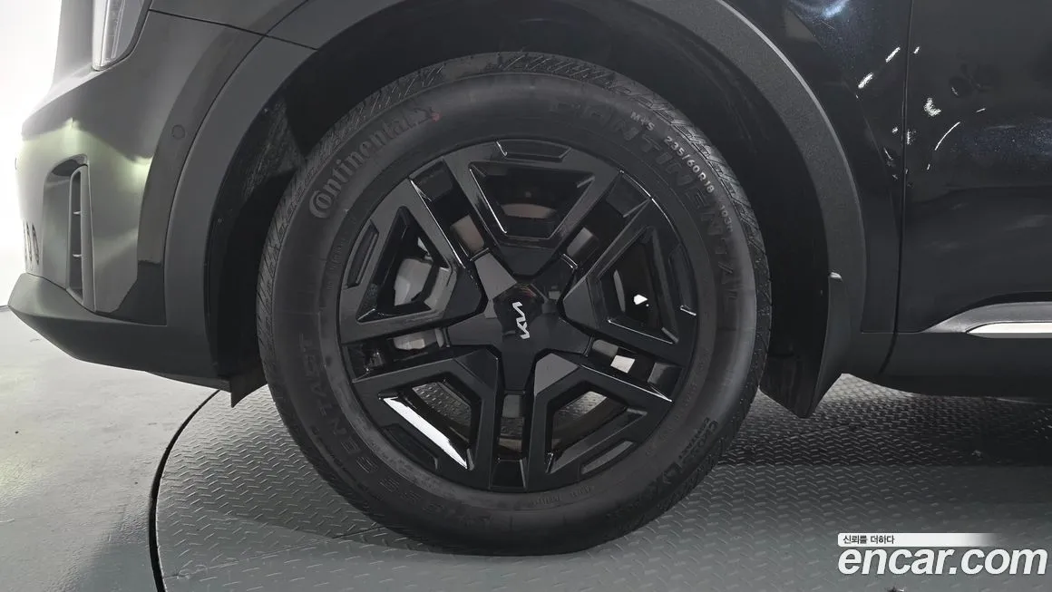 Kia Sorento — фото 5