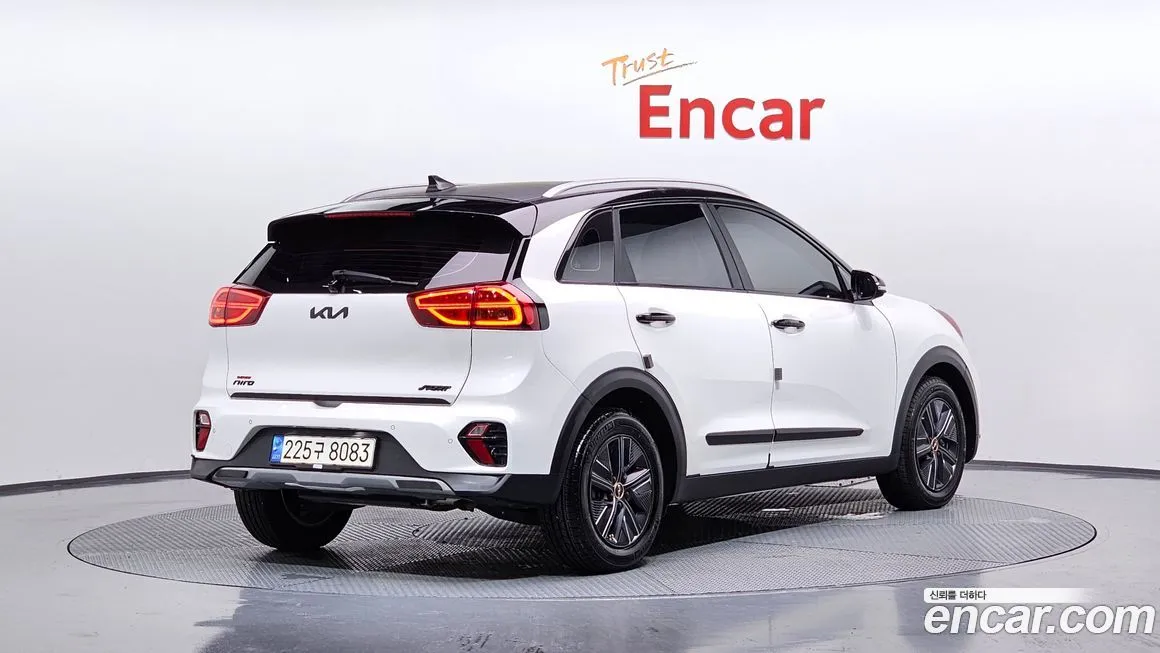 Kia Niro — фото 2
