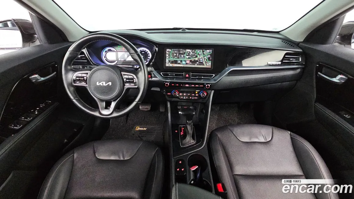 Kia Niro — фото 7