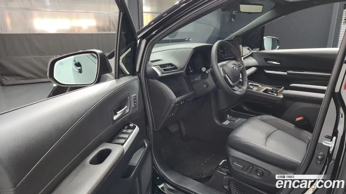 Toyota Sienna 2025 из KR, фото 10