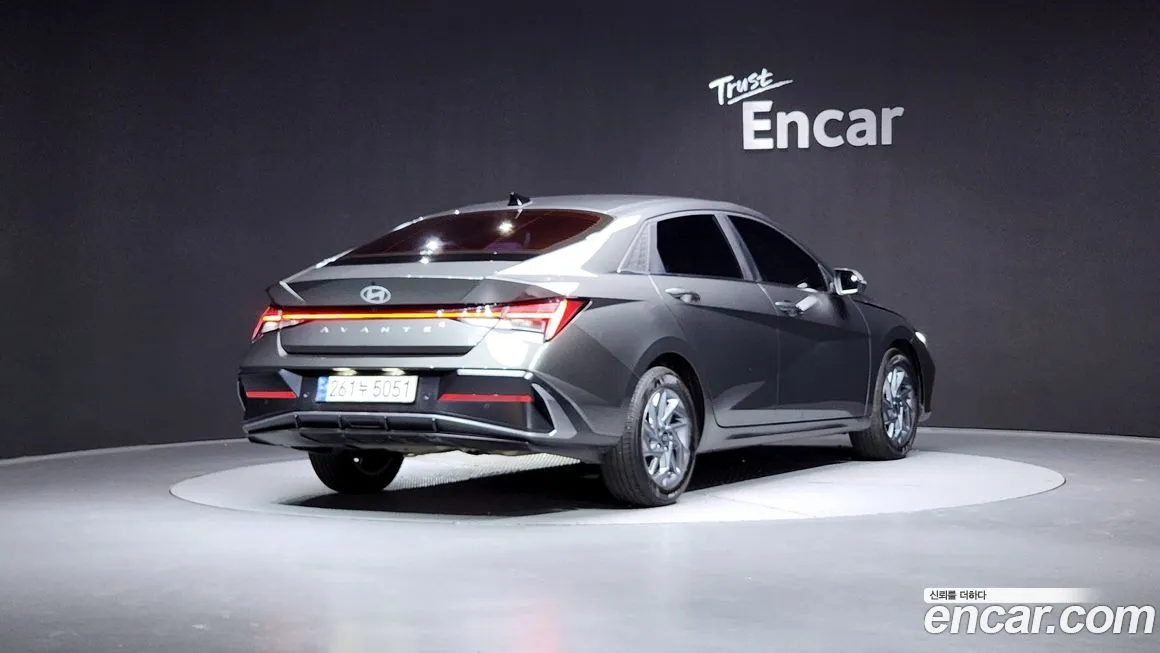 Hyundai AVANTE — фото 2