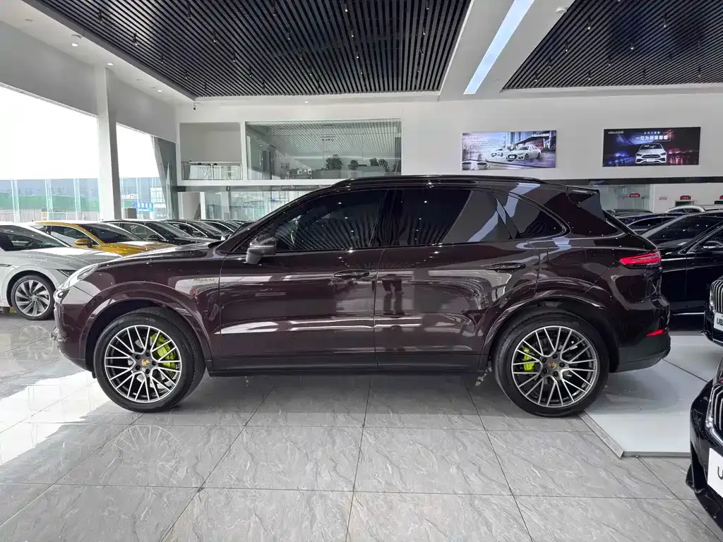 Porsche Cayenne Hybrid 2022 из CN, фото 7
