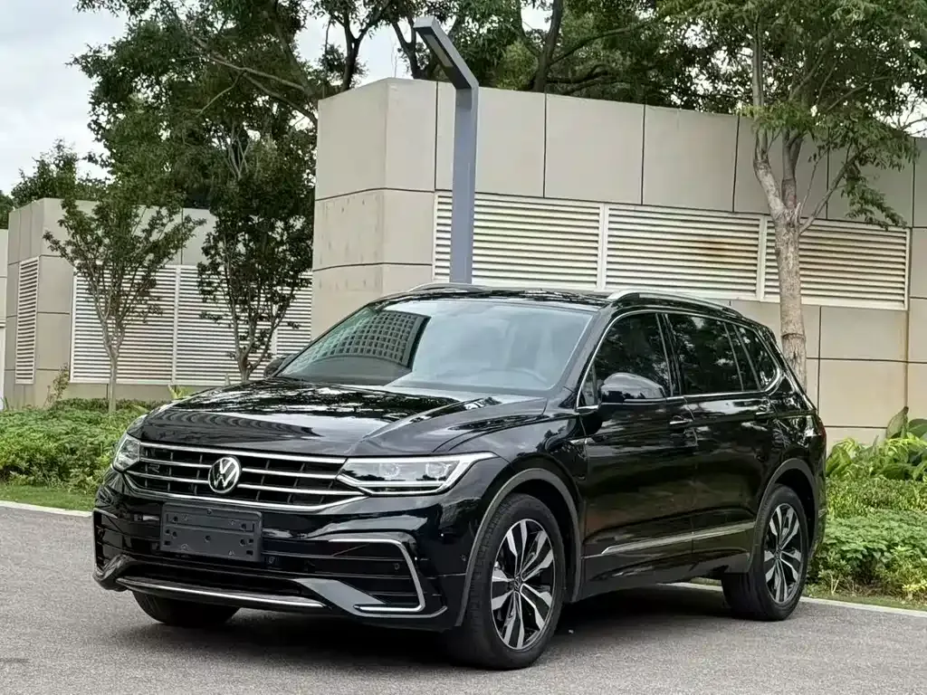 Volkswagen Tiguan L 2022 из CN, фото 1