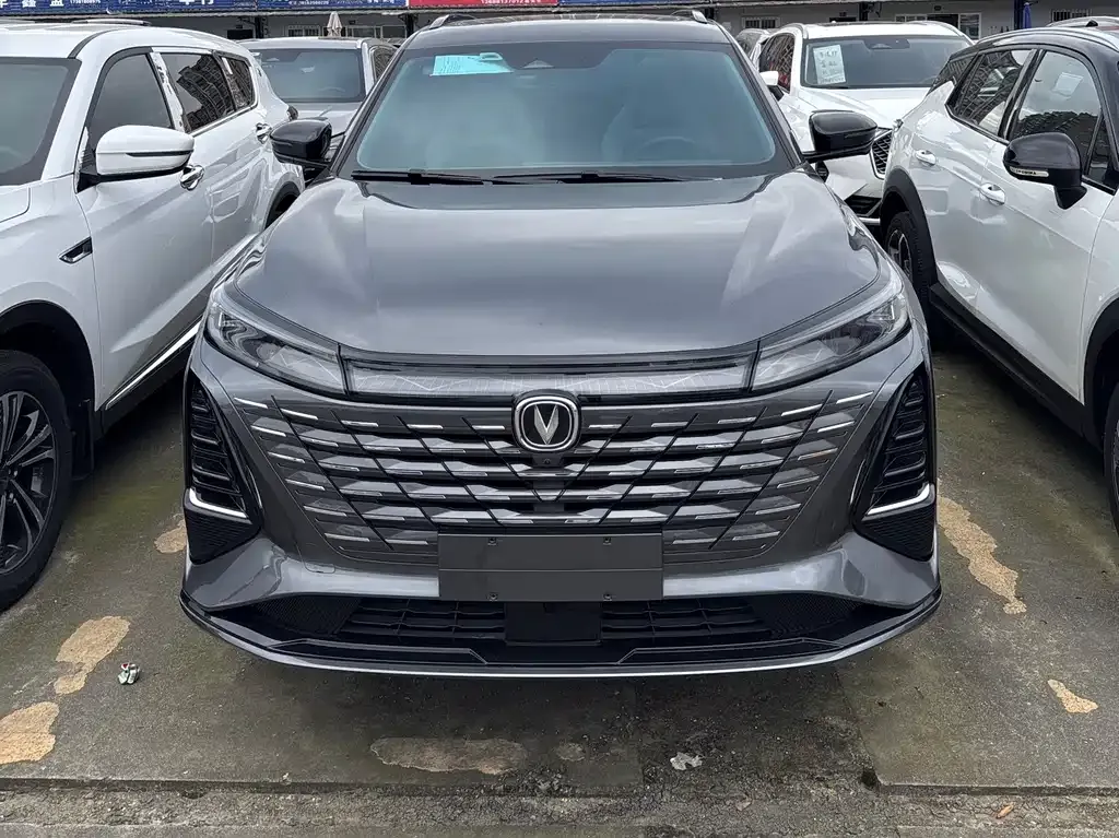 Changan CS75 PLUS — фото 2