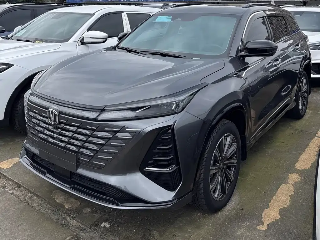 Changan CS75 PLUS — фото 3