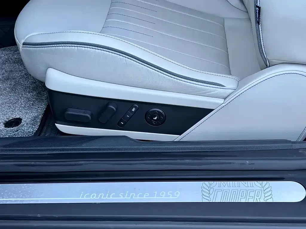 [object Object] MINI COOPER EV 2024 из CN, фото 8