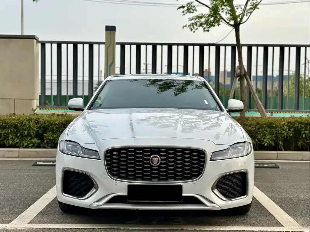 Jaguar XFL 2023 из CN, фото 3
