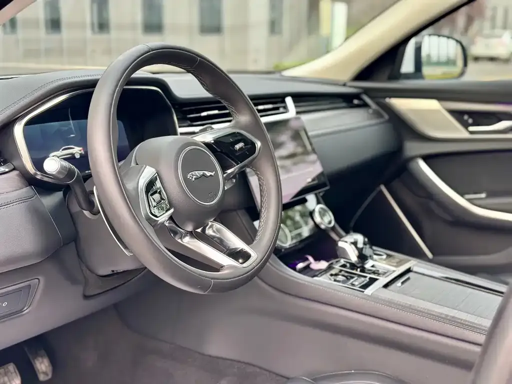 Jaguar XFL 2023 из CN, фото 6