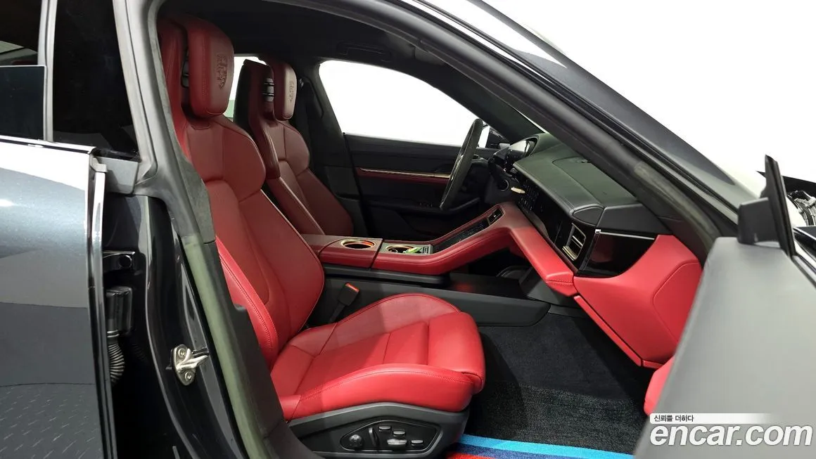 Porsche Taycan 2022 из KR, фото 10