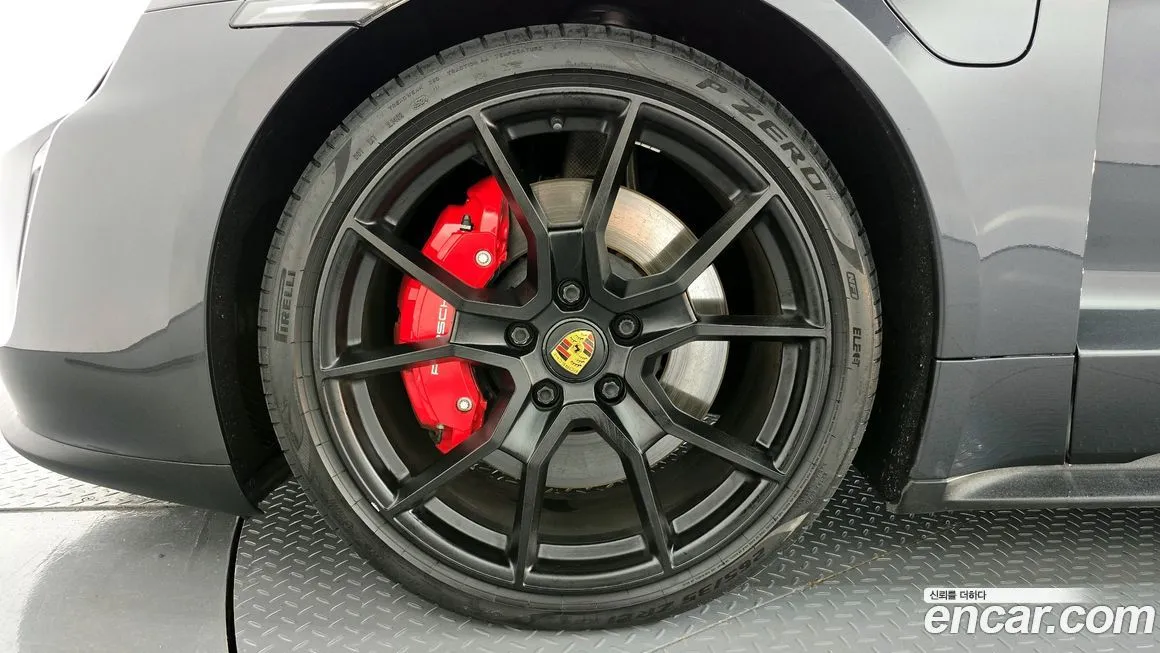 Porsche Taycan 2022 из KR, фото 5