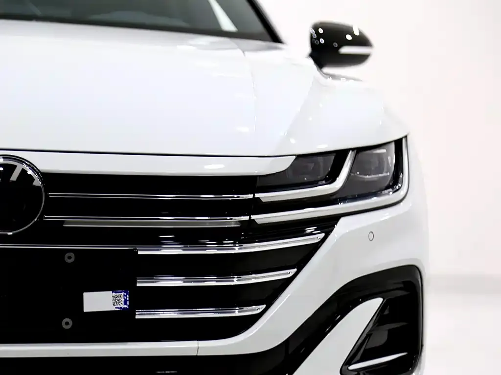 Volkswagen CC 2024 из CN, фото 10