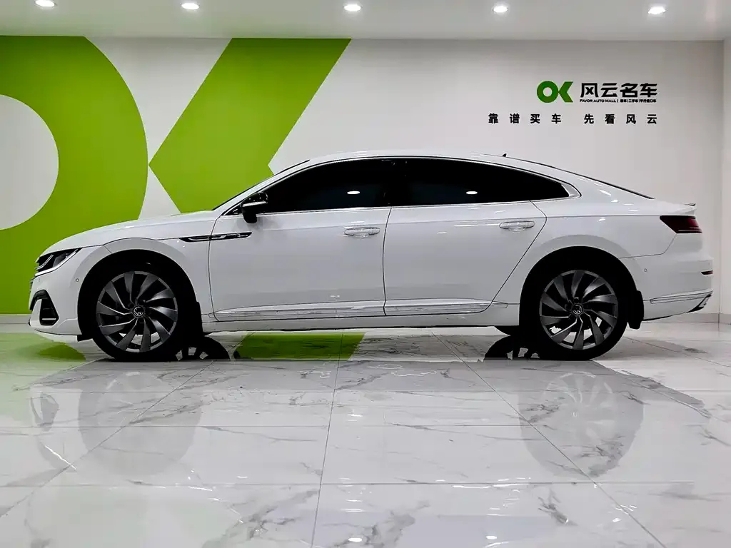Volkswagen CC 2024 из CN, фото 4