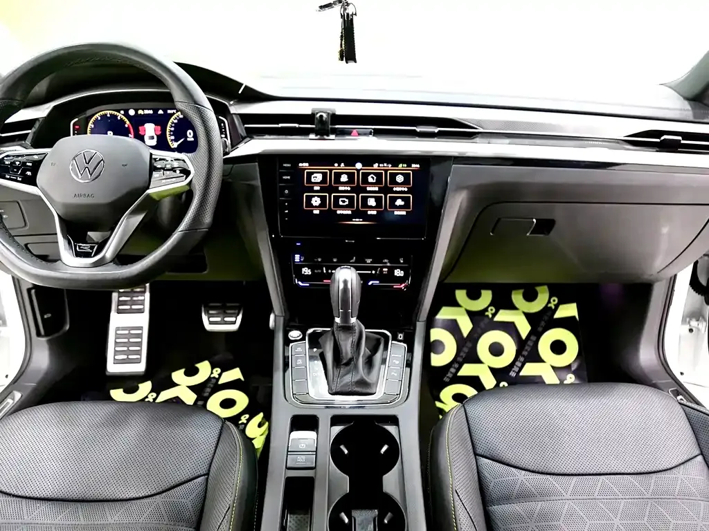 Volkswagen CC 2024 из CN, фото 7