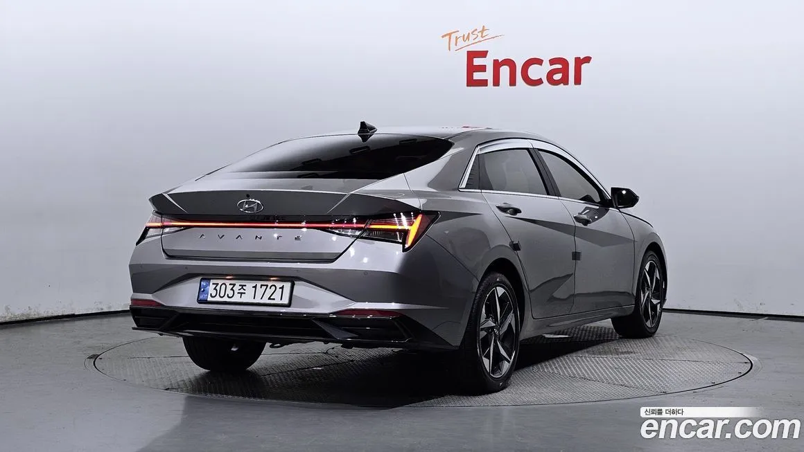 Hyundai AVANTE — фото 2