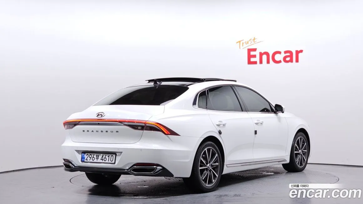 Hyundai Grandeur 2022 из KR, фото 2