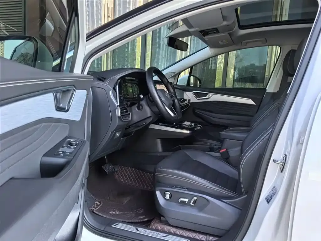 Volkswagen Talagon 2023 из CN, фото 5