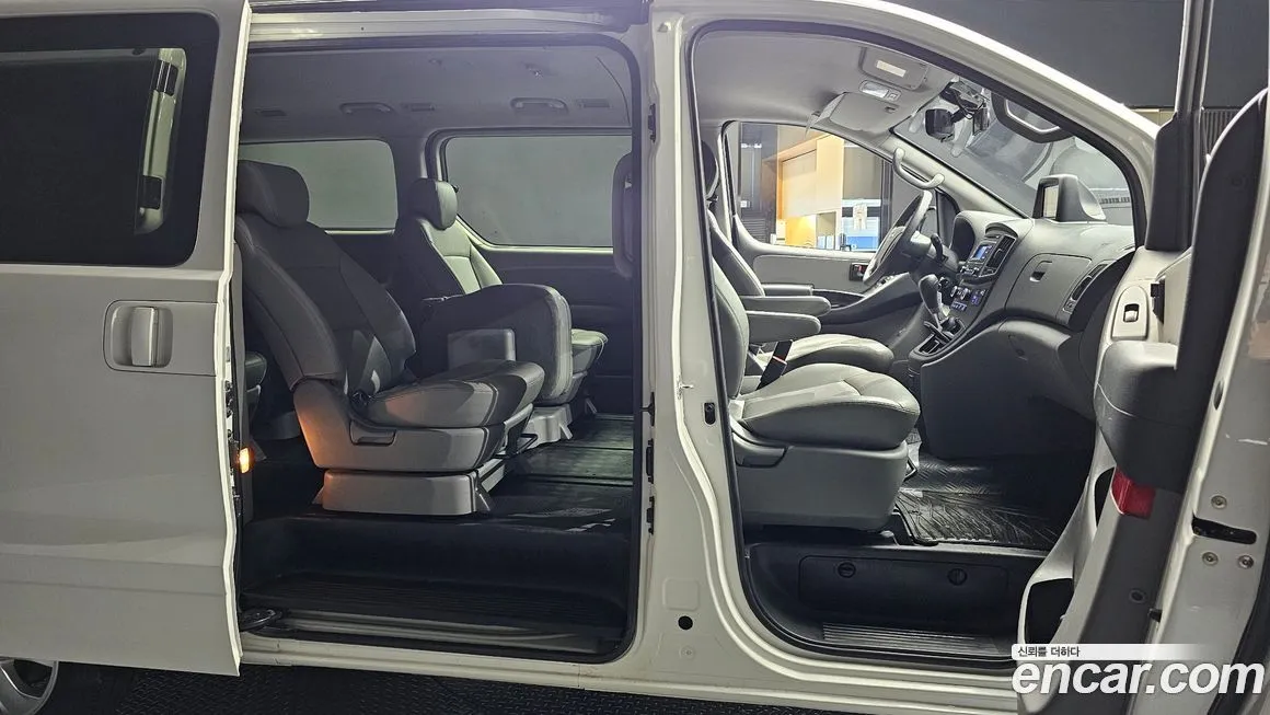 Hyundai Starex 2021 из KR, фото 10