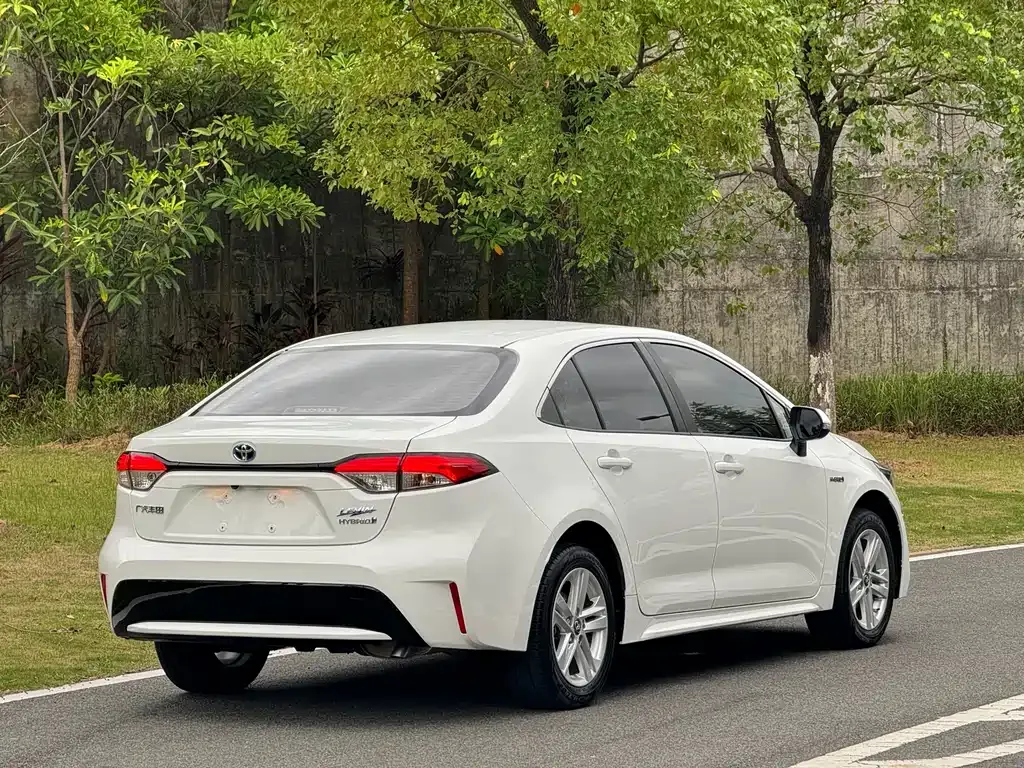 Toyota Levin — фото 10