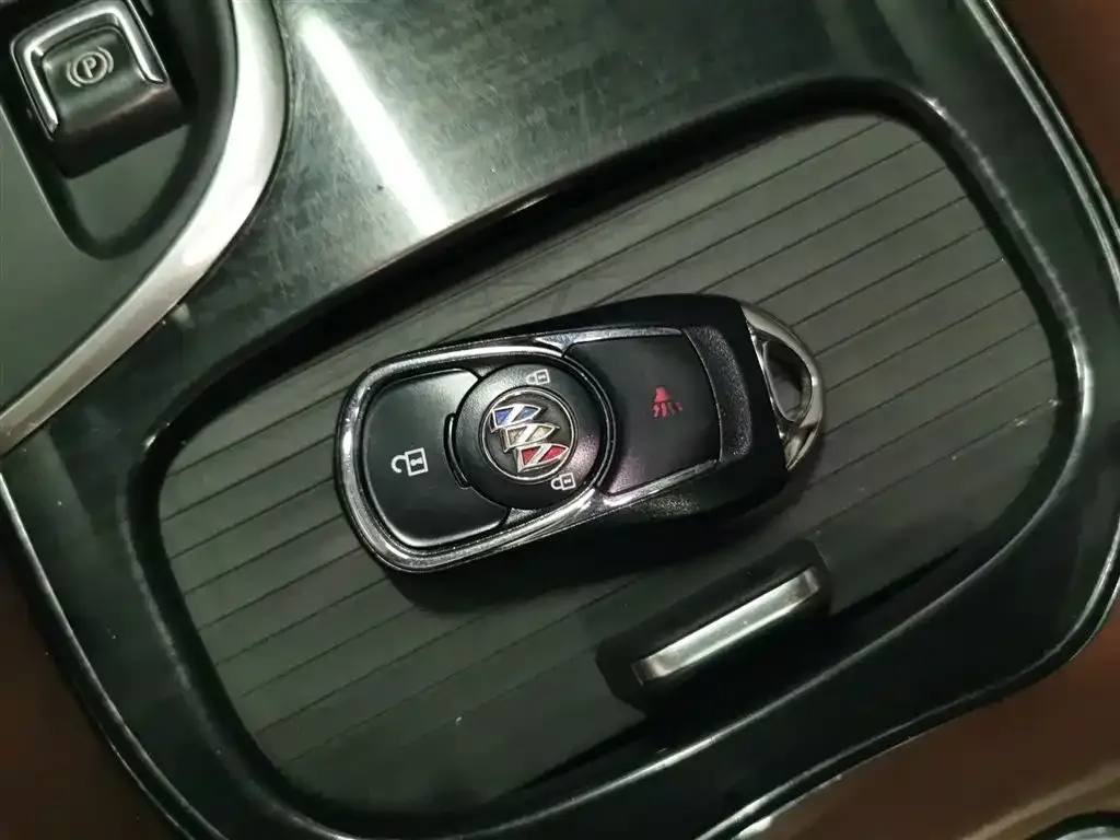 Buick Envision Plus 2021 из CN, фото 9