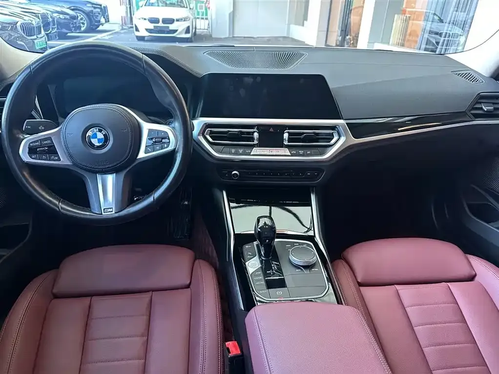 BMW 3 Series 2021 из CN, фото 10