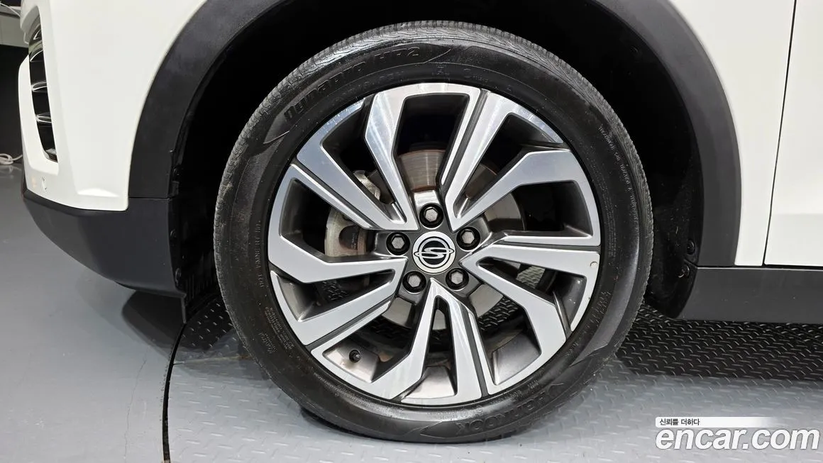 KG Mobility (Ssangyong) TIBOLI 2021 из KR, фото 5