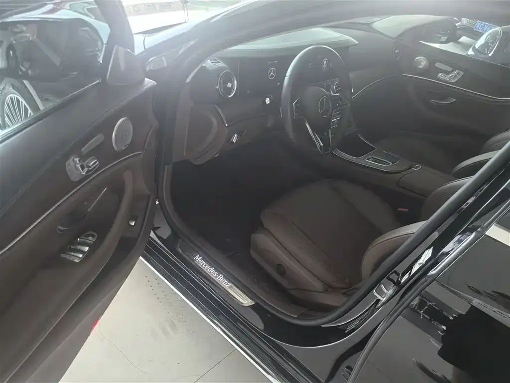 Mercedes-Benz E-Class 2023 из CN, фото 2