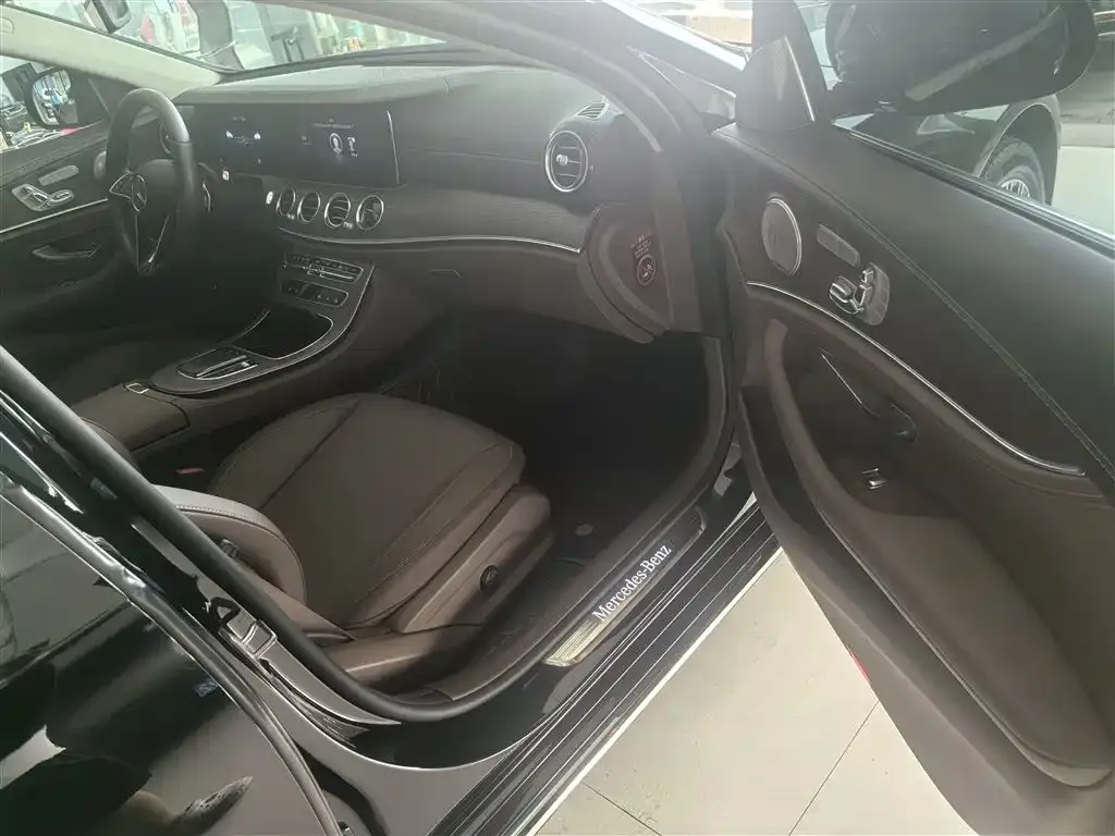Mercedes-Benz E-Class 2023 из CN, фото 4