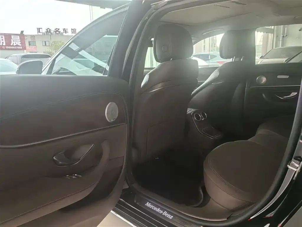 Mercedes-Benz E-Class 2023 из CN, фото 6