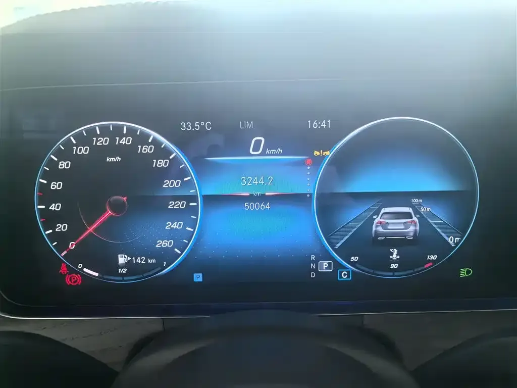 Mercedes-Benz E-Class 2023 из CN, фото 8