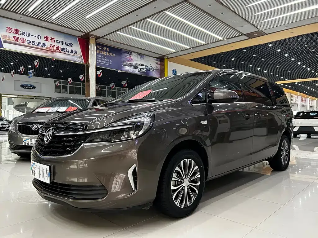Buick GL8 2021 из CN, фото 1