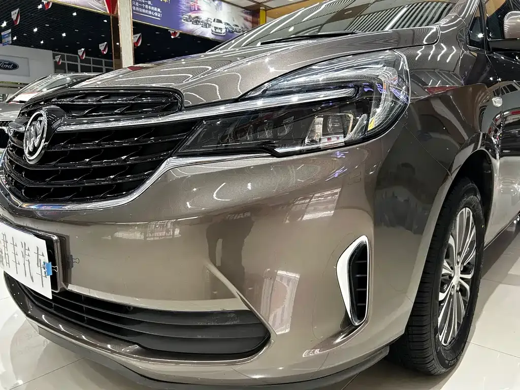 Buick GL8 2021 из CN, фото 3