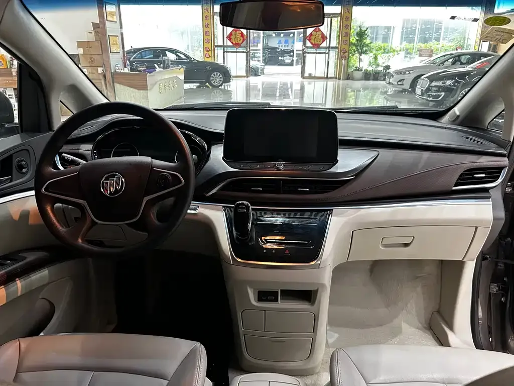 Buick GL8 2021 из CN, фото 9