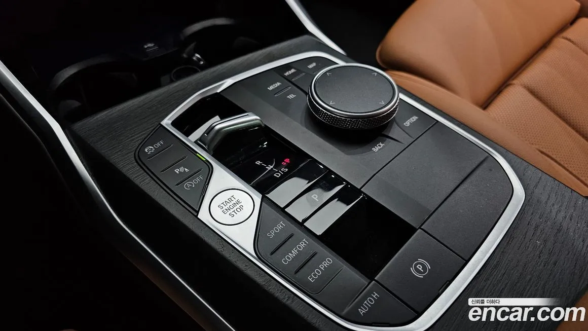 BMW 3-Series 2023 из KR, фото 9