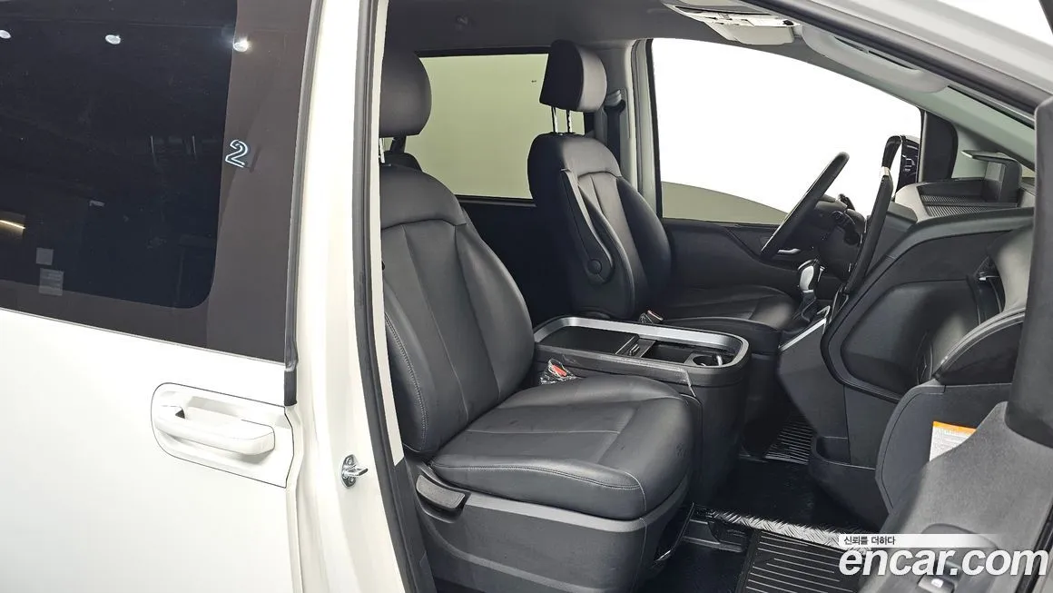 Hyundai Staria 2025 из KR, фото 10
