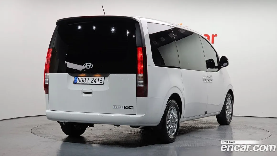 Hyundai Staria 2025 из KR, фото 2