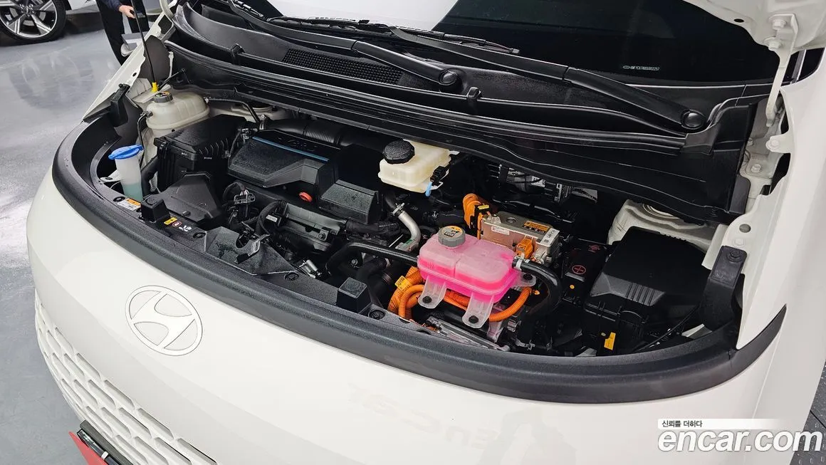 Hyundai Staria 2025 из KR, фото 6