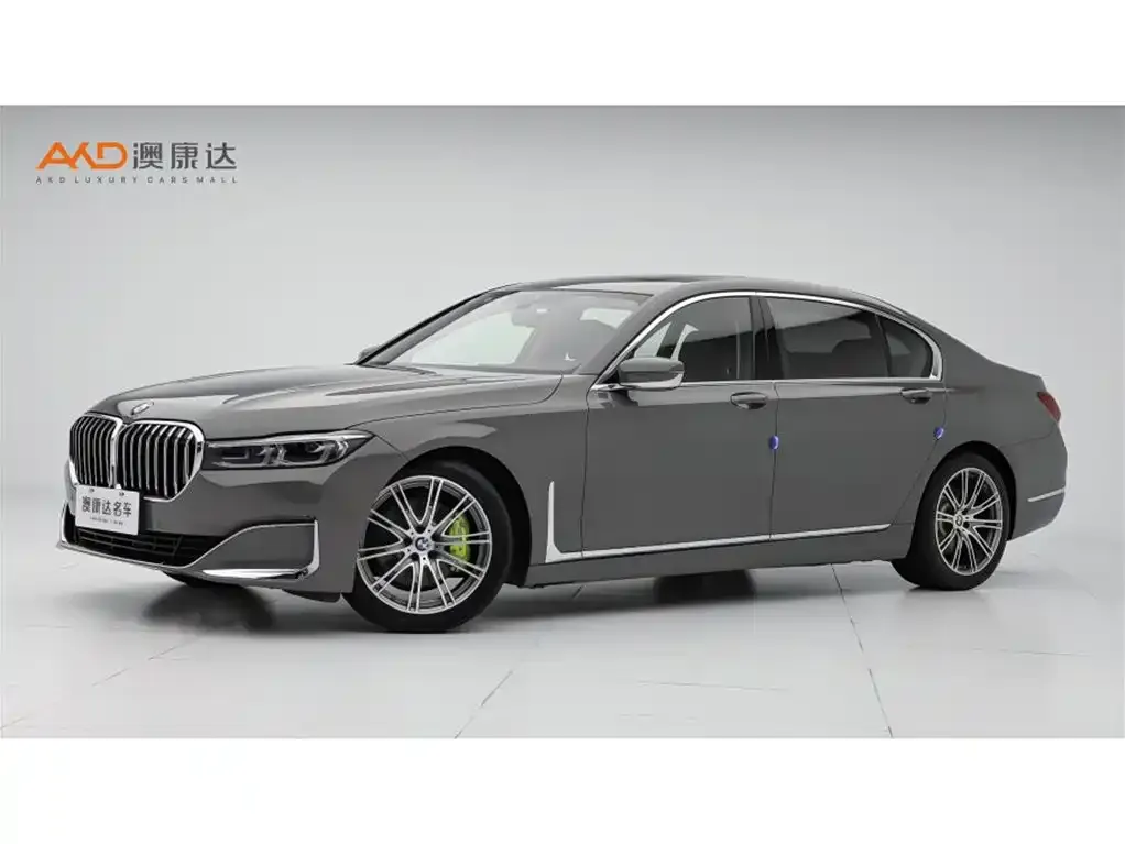 BMW 7 Series — фото 1