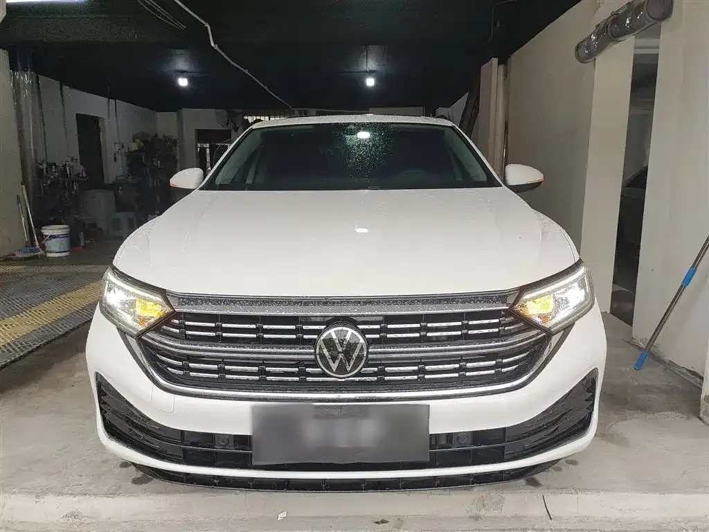 Volkswagen Sagitar 2023 из CN, фото 3