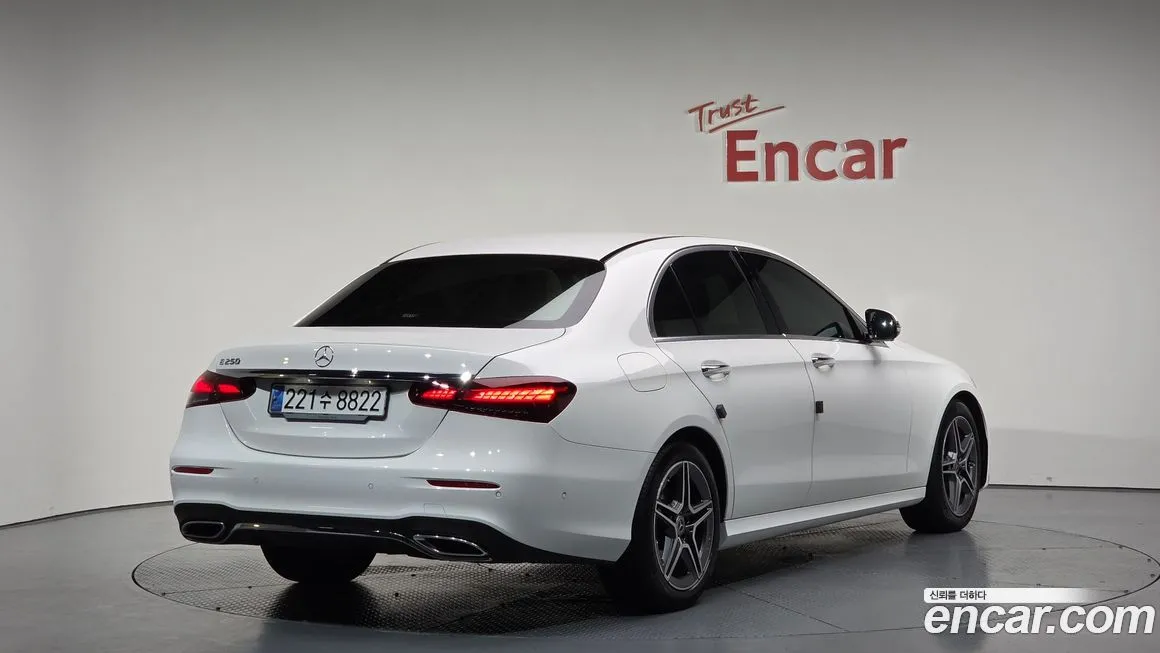 [object Object] E-Class 2023 из KR, фото 2