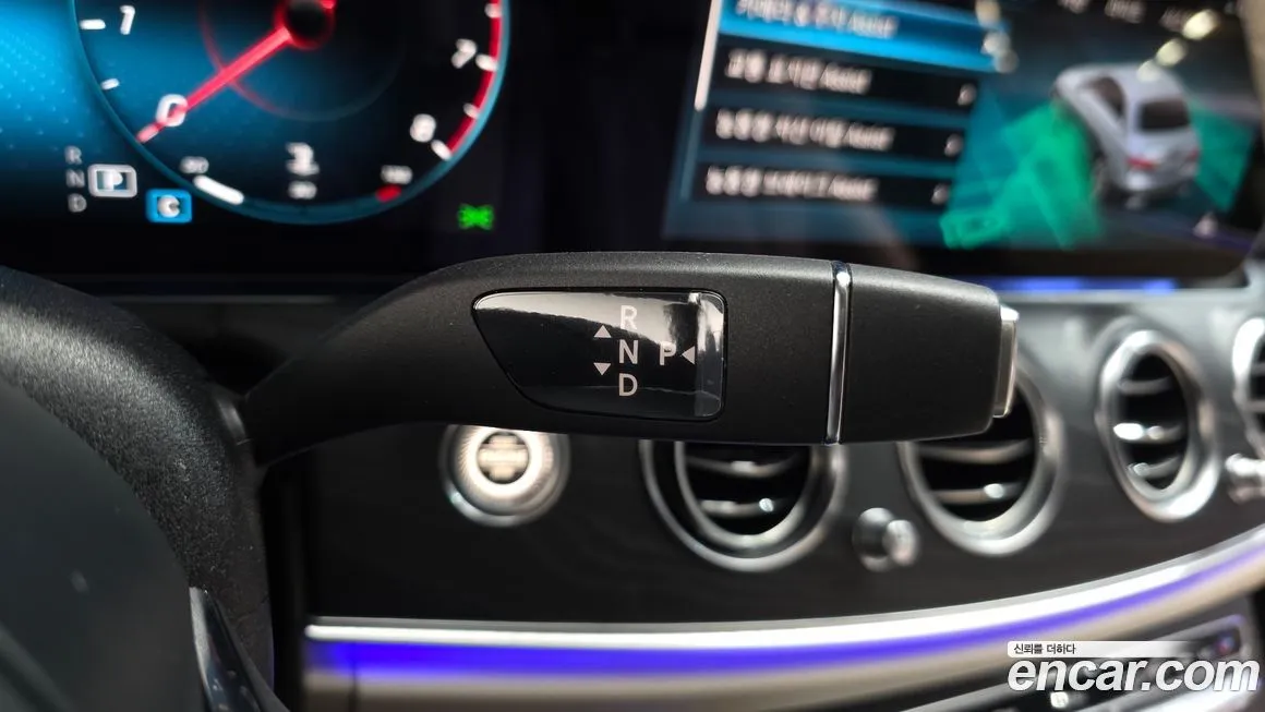 [object Object] E-Class 2023 из KR, фото 9