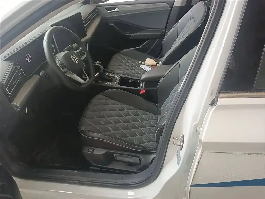 Volkswagen Sagitar 2023 из CN, фото 8
