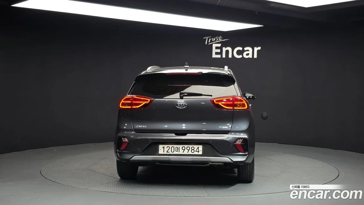 Kia Niro — фото 4