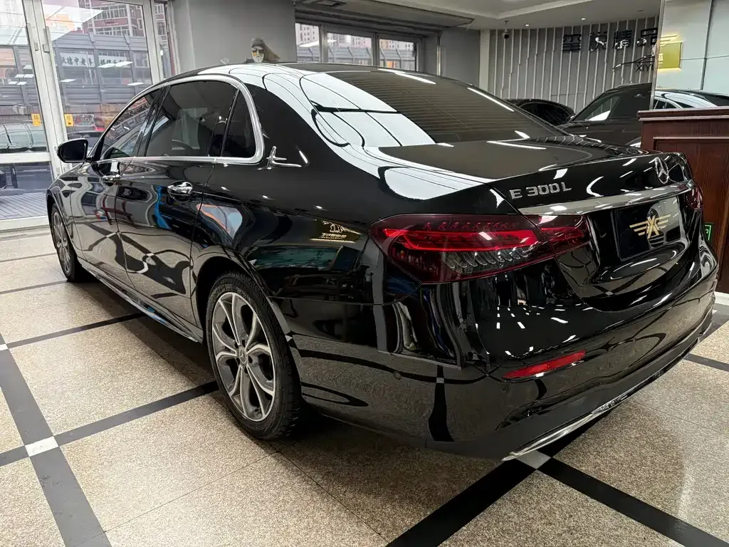 Mercedes-Benz E-Class 2021 из CN, фото 2